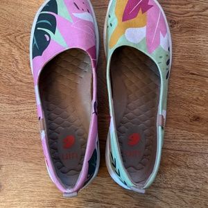 UIN slip on shoes size 8.5 eu 40